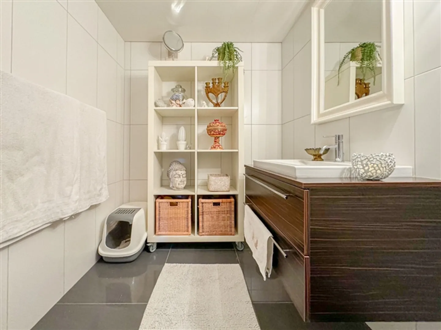 Maisonette spaziosa di 4,5 stanze nella casa di villaggio
Grande giardino - Foto 12 di 20