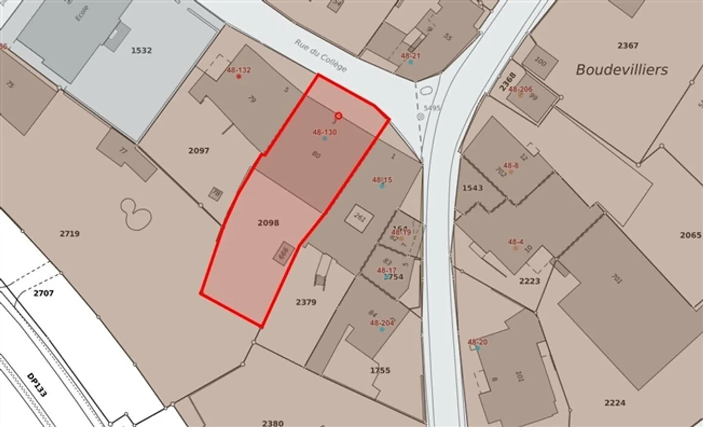 Maisonette spaziosa di 4,5 stanze nella casa di villaggio
Grande giardino - Foto 20 di 20