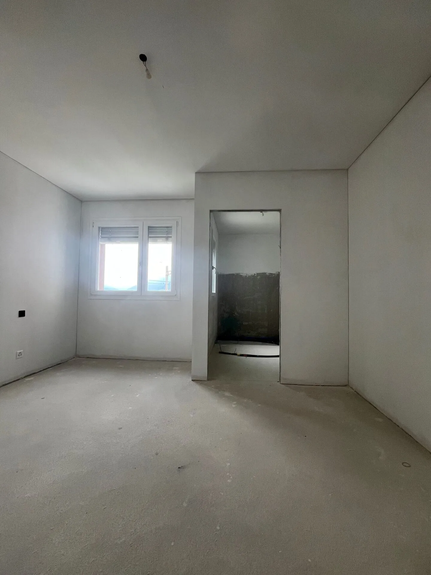 Camorino Apartment 4.5 rooms - Photo 11 of 28