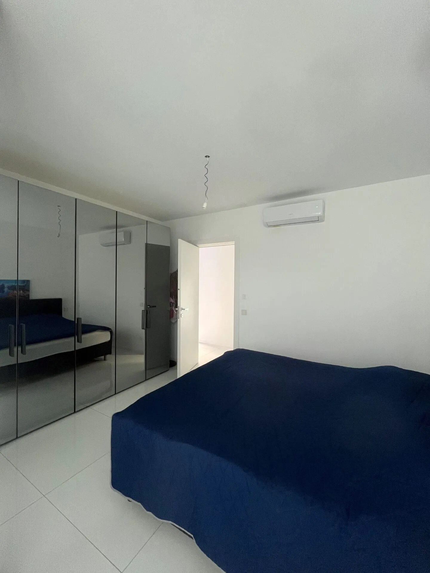 Camorino Apartment 4.5 rooms - Photo 20 of 28