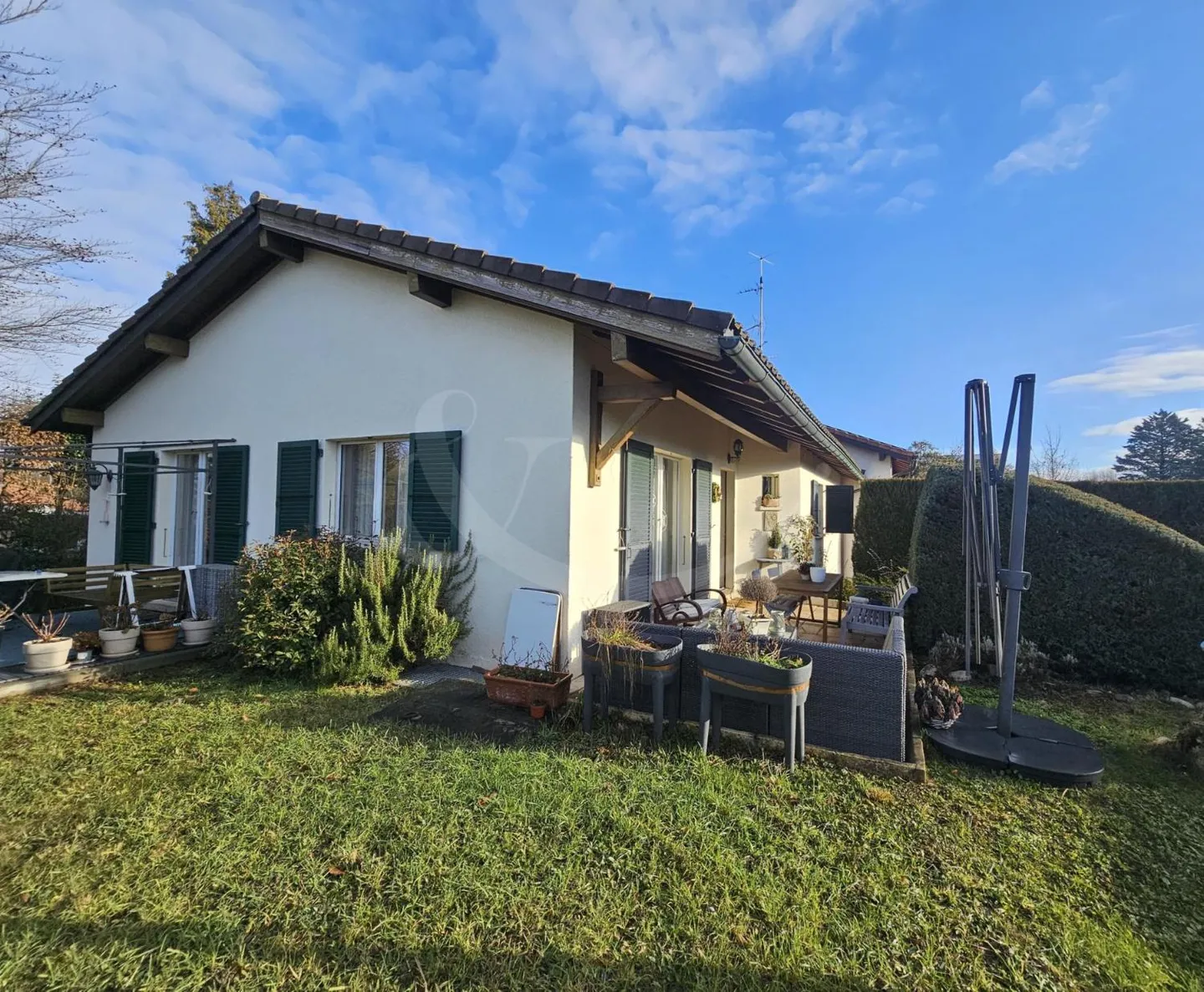 The charm of a single-storey property in the heart of Pregny-Chambésy - Photo 1 of 1