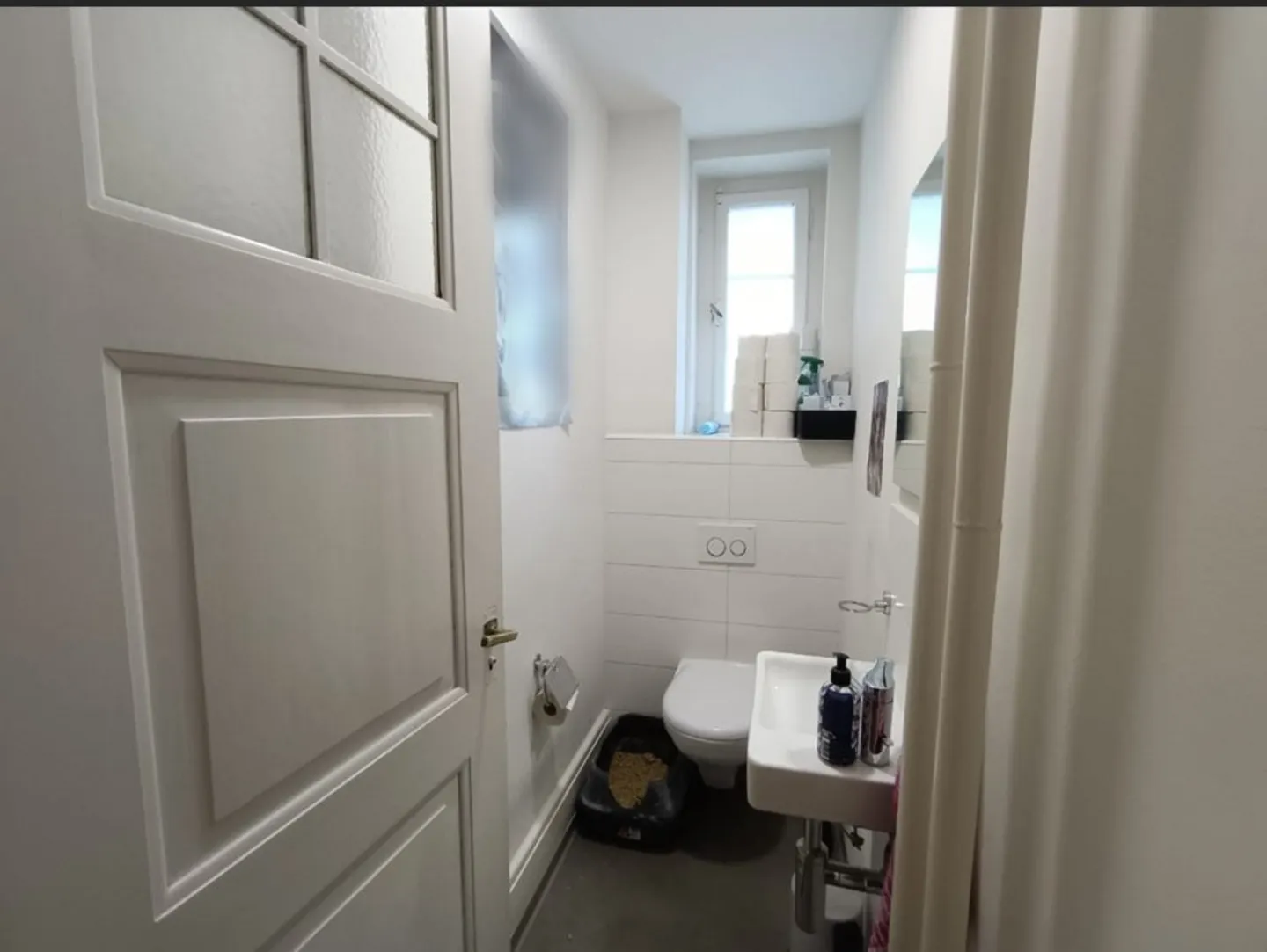 Appartement spacieux avec style - près de l'hôpital cantonal - Photo 2 sur 11