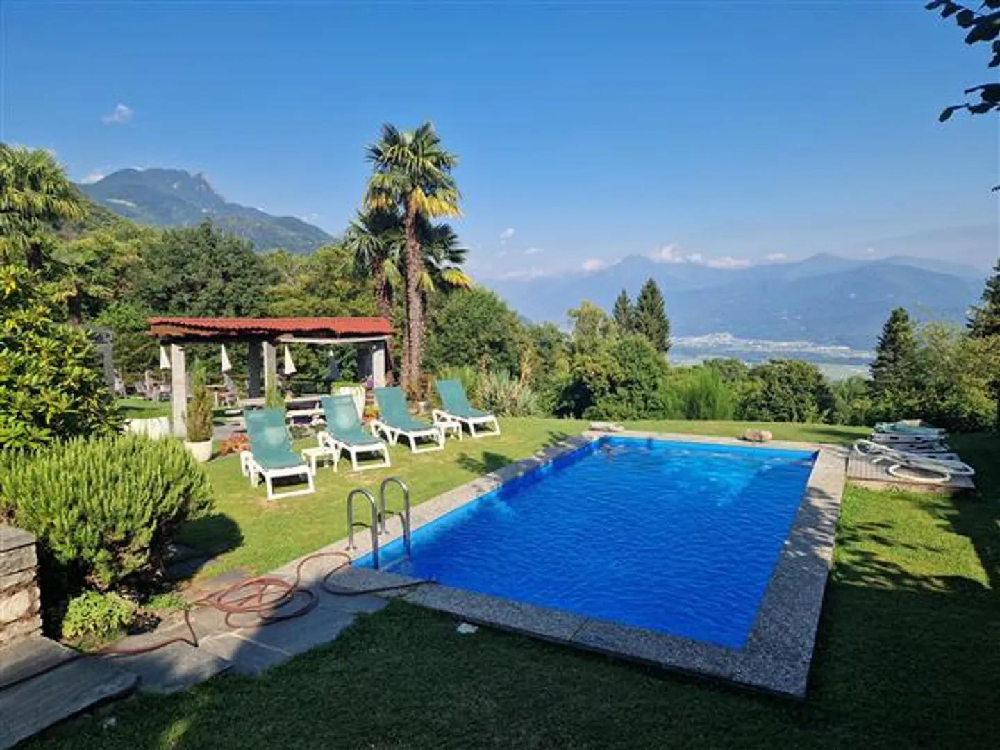 Brione sopra Minusio: Einfamilienhaus 5.5 Zimmer - Foto 1 von 10