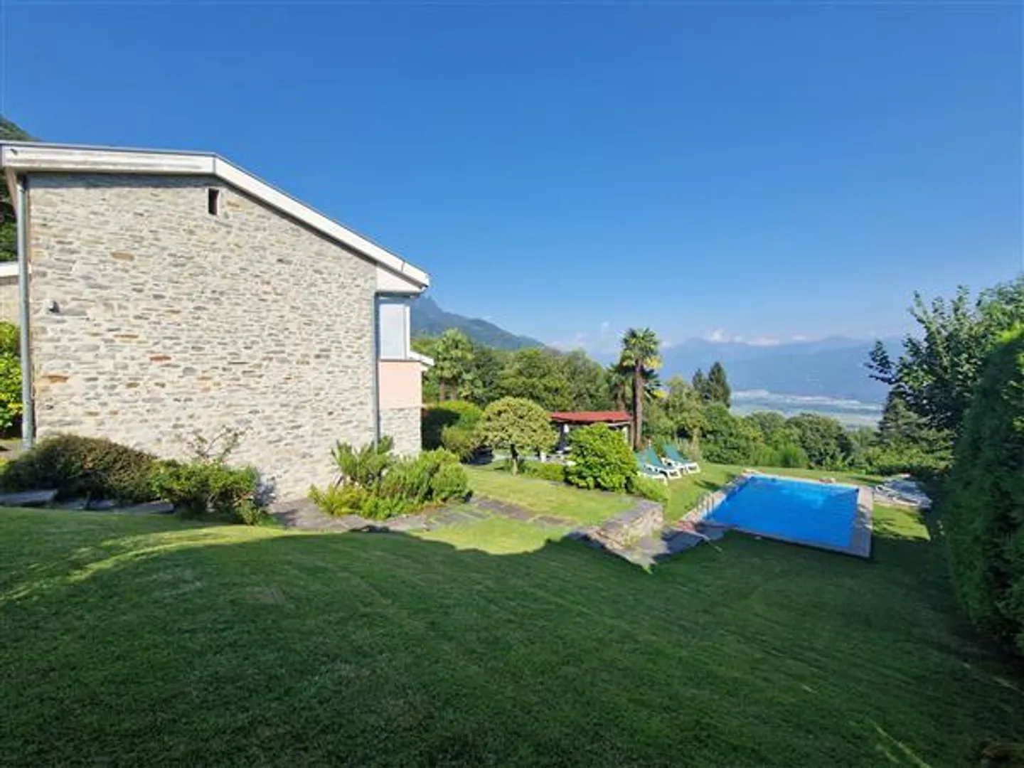 Brione sopra Minusio: Einfamilienhaus 5.5 Zimmer - Foto 2 von 10