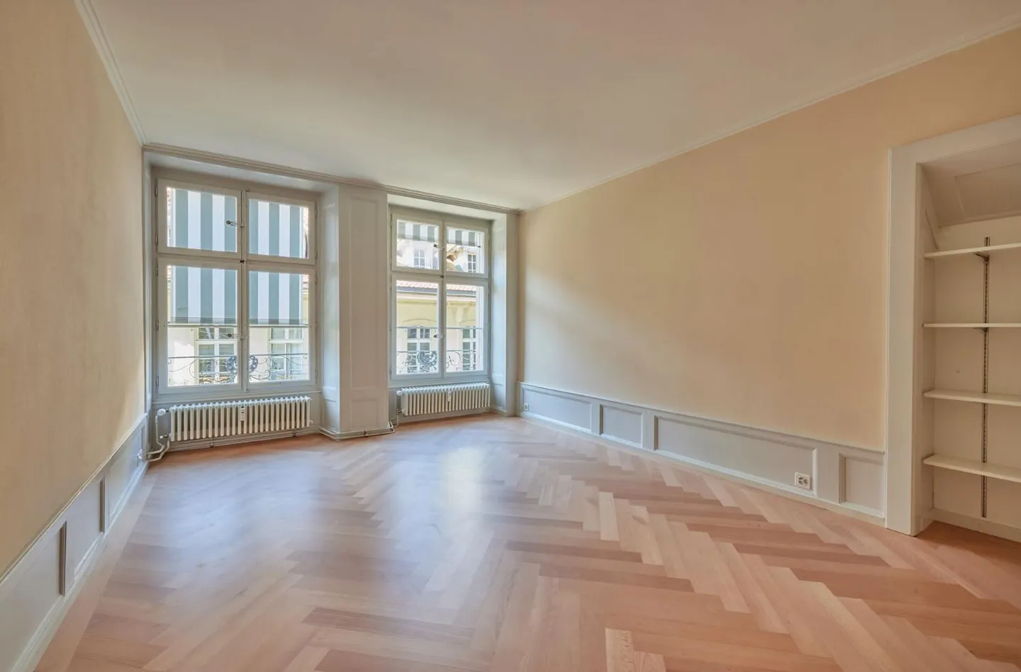 Appartamento esclusivo nel centro storico con vista unica sul quartiere Matten - Foto 5 di 13