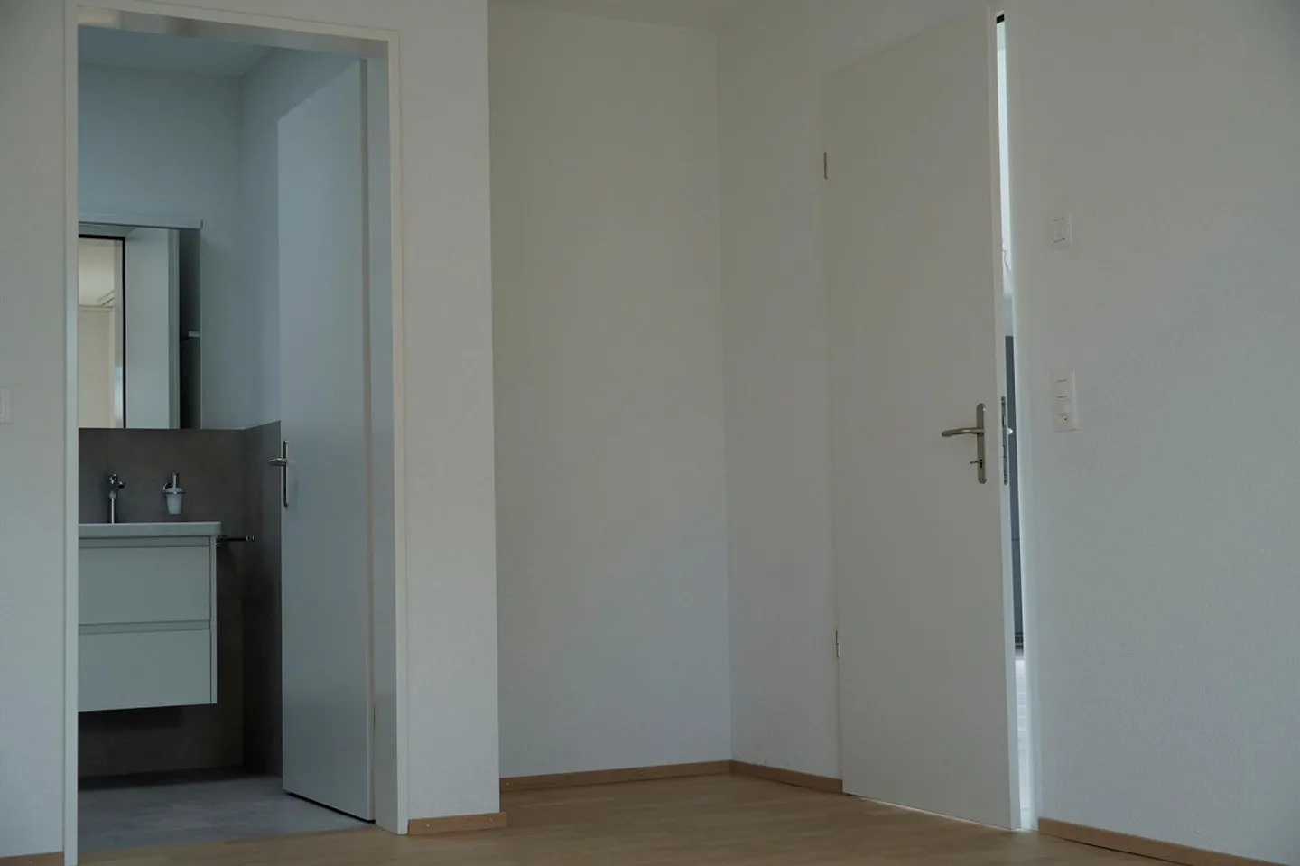 PRIMA AFFITTAZIONE - ATTICO - GRANDE VISTA! - Foto 11 di 13