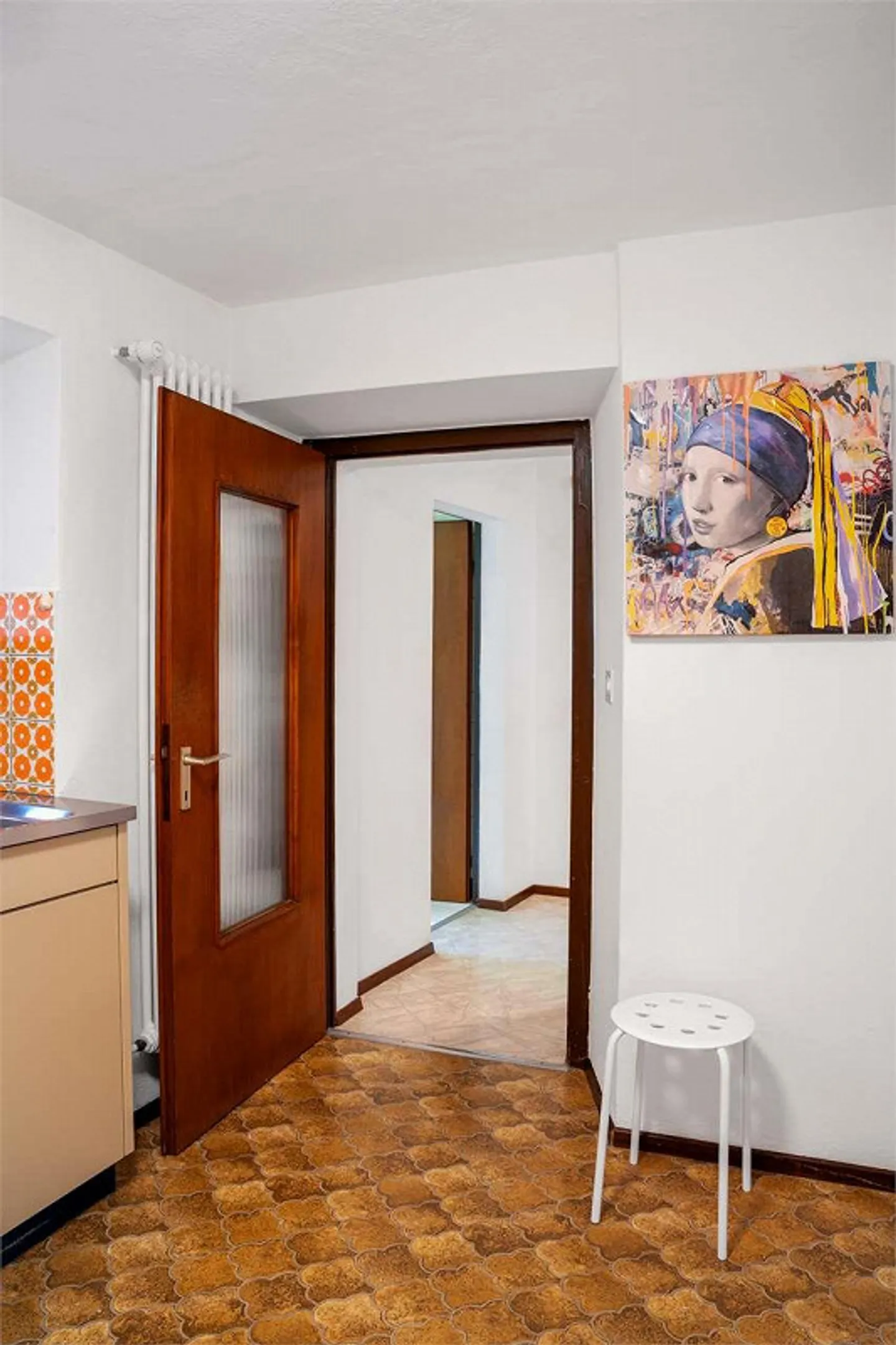 RENTAL BUILDING IN COMANO - Photo 3 of 13