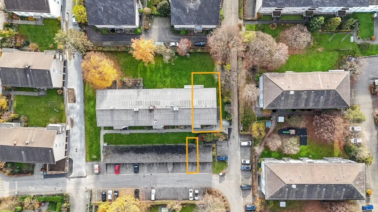 Appartamento attico da sogno di 4,5 locali in posizione centrale a Ostermundigen - Foto 12 di 13