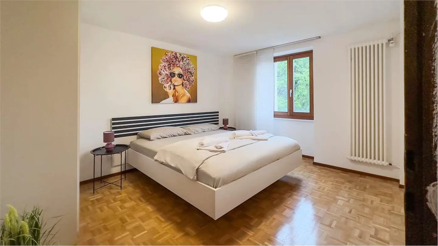 RENTAL BUILDING IN COMANO - Photo 1 of 13