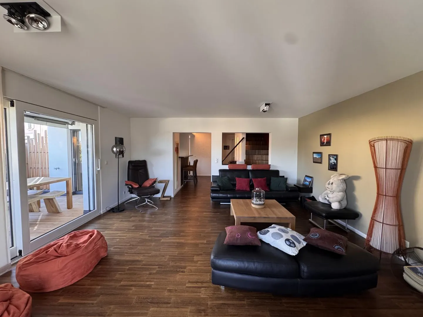 Villa Mitoyenne de Luxe - Photo 6 sur 16