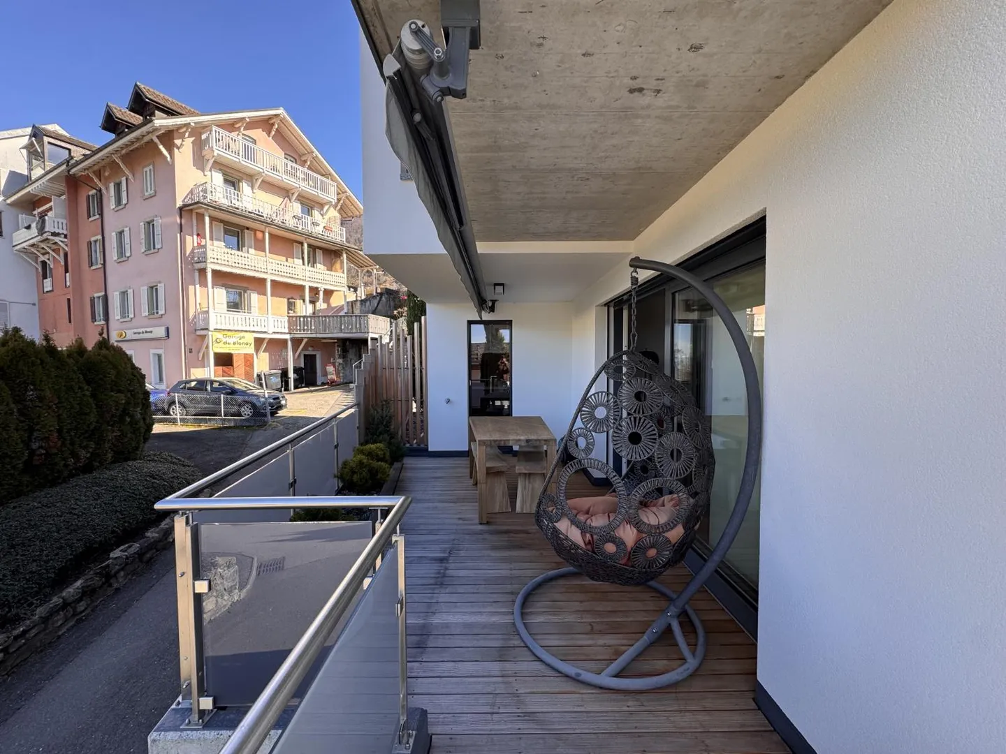 Villa Mitoyenne de Luxe - Photo 7 sur 16