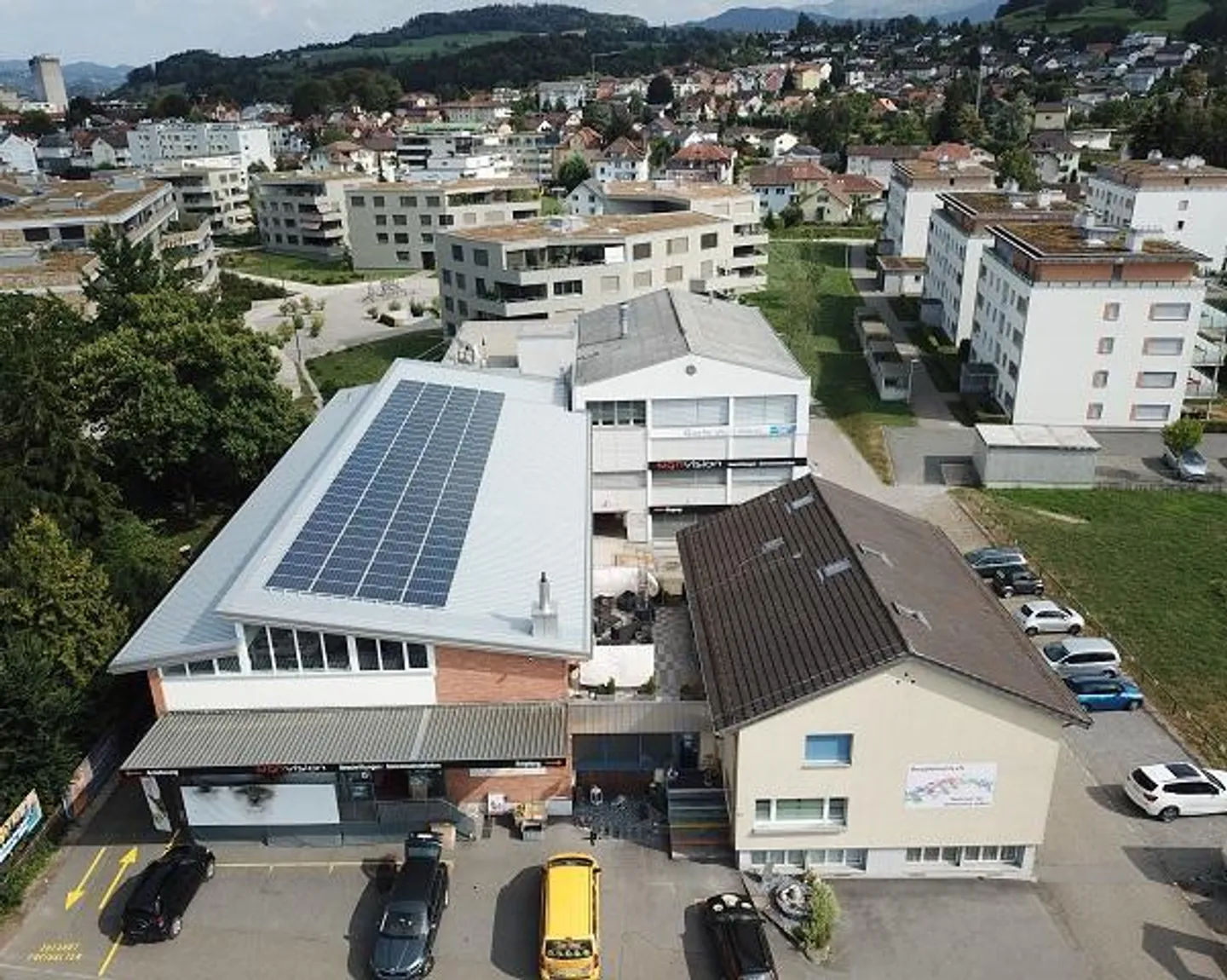 Commercial space in Gossau - Photo 1 of 7