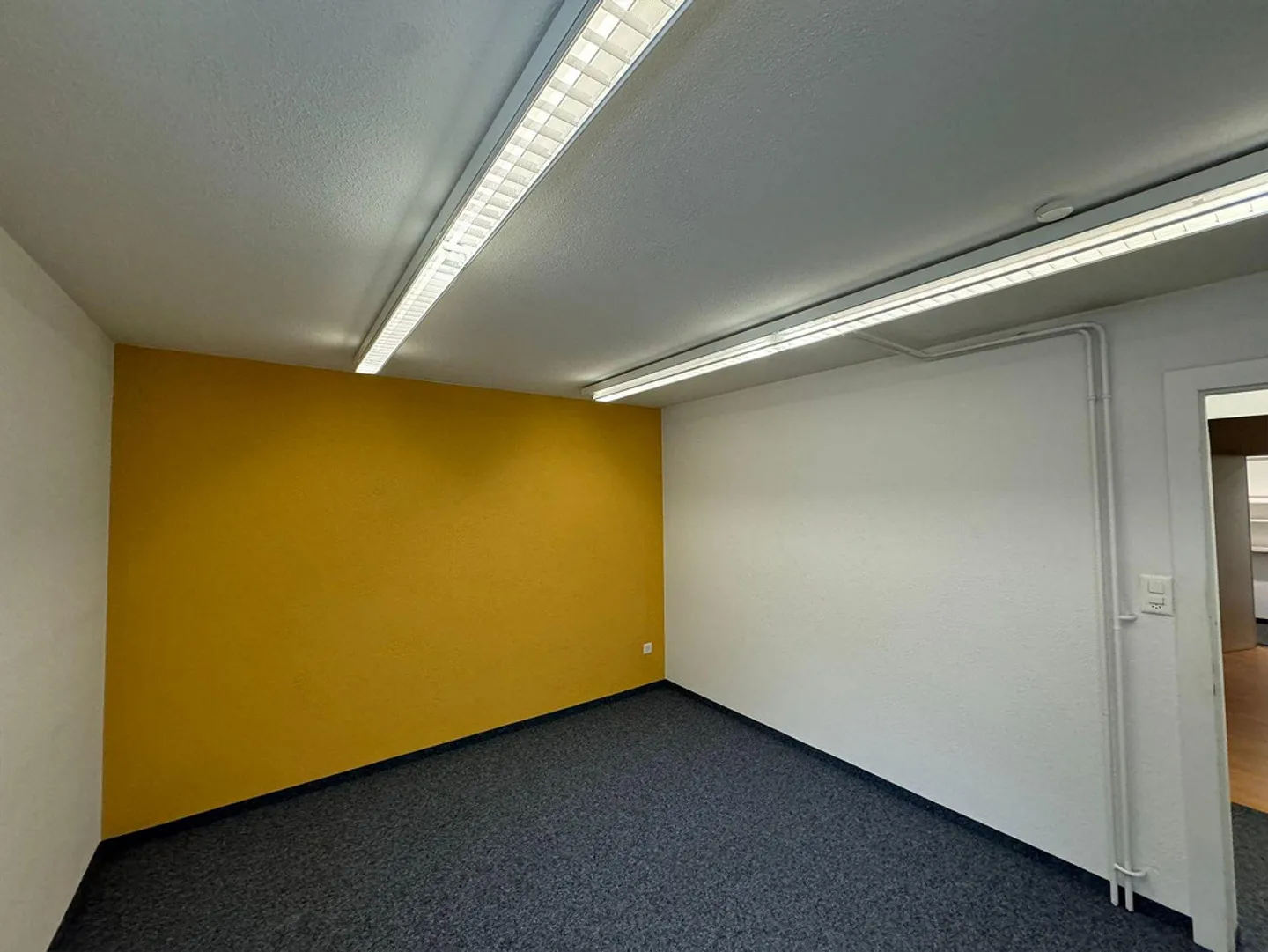 Commercial space in Gossau - Photo 3 of 7