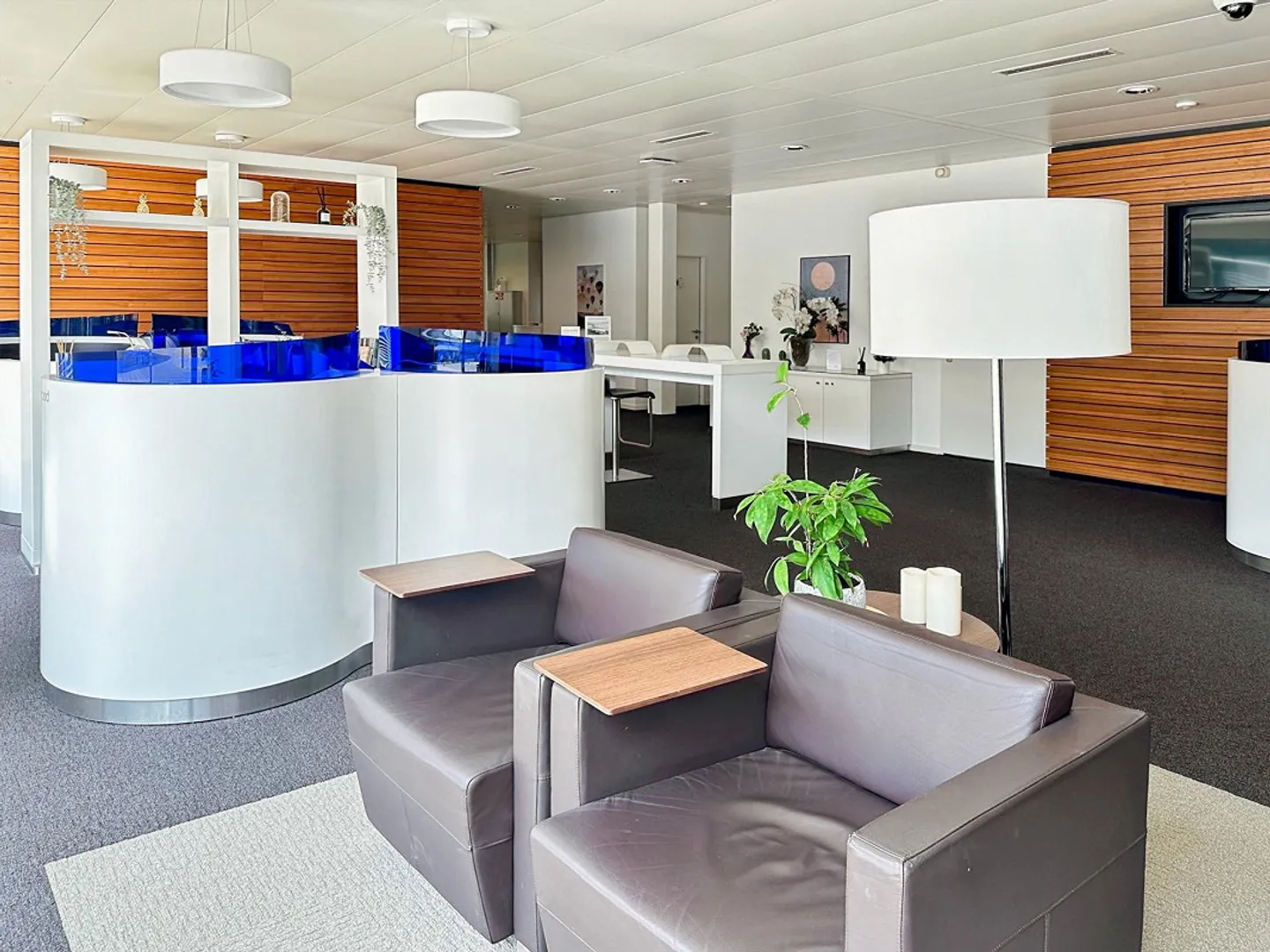 Spazio ufficio aperto tutto incluso per te e il tuo team presso Regus Business Park - Foto 5 di 15
