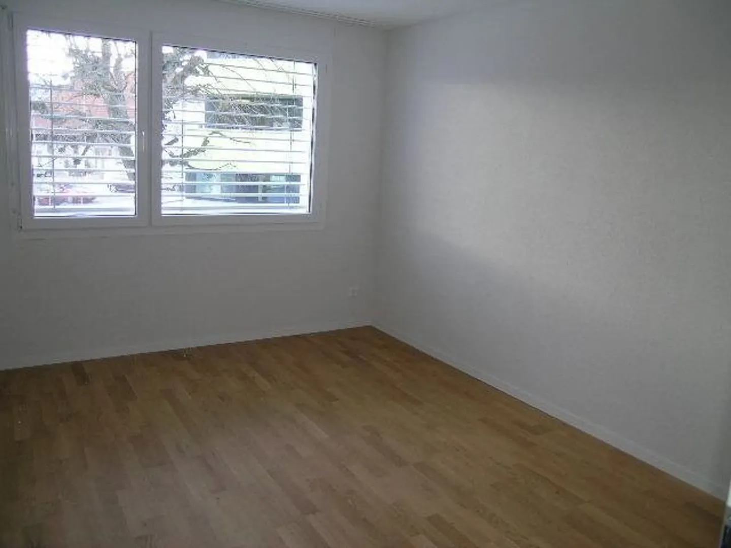 Modern 3.5-Room Apartment in Aarau - Photo 3 of 9
