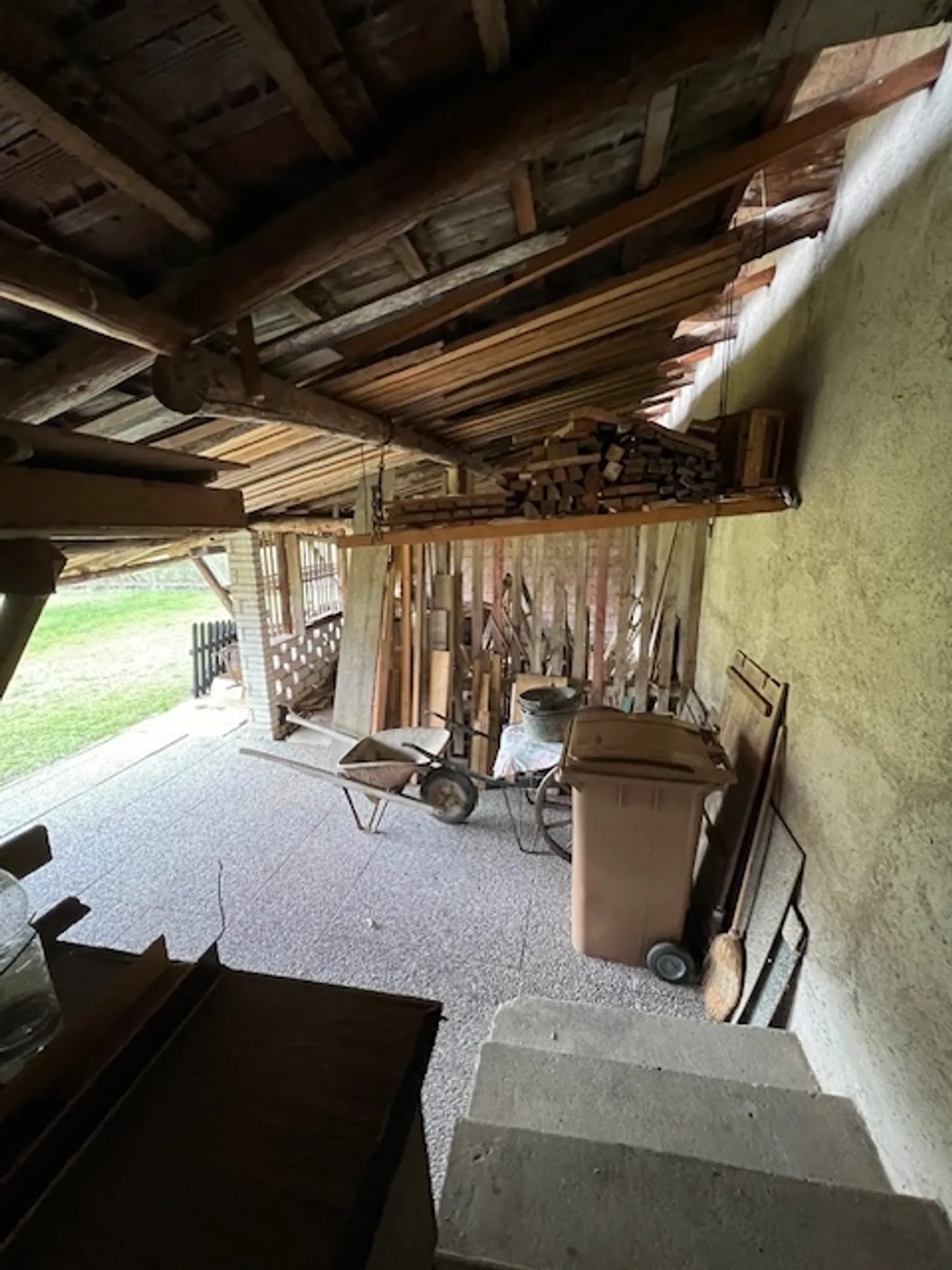 Opportunità di vendita: Casa da ristrutturare con ampio terreno edificabile - Foto 19 di 26