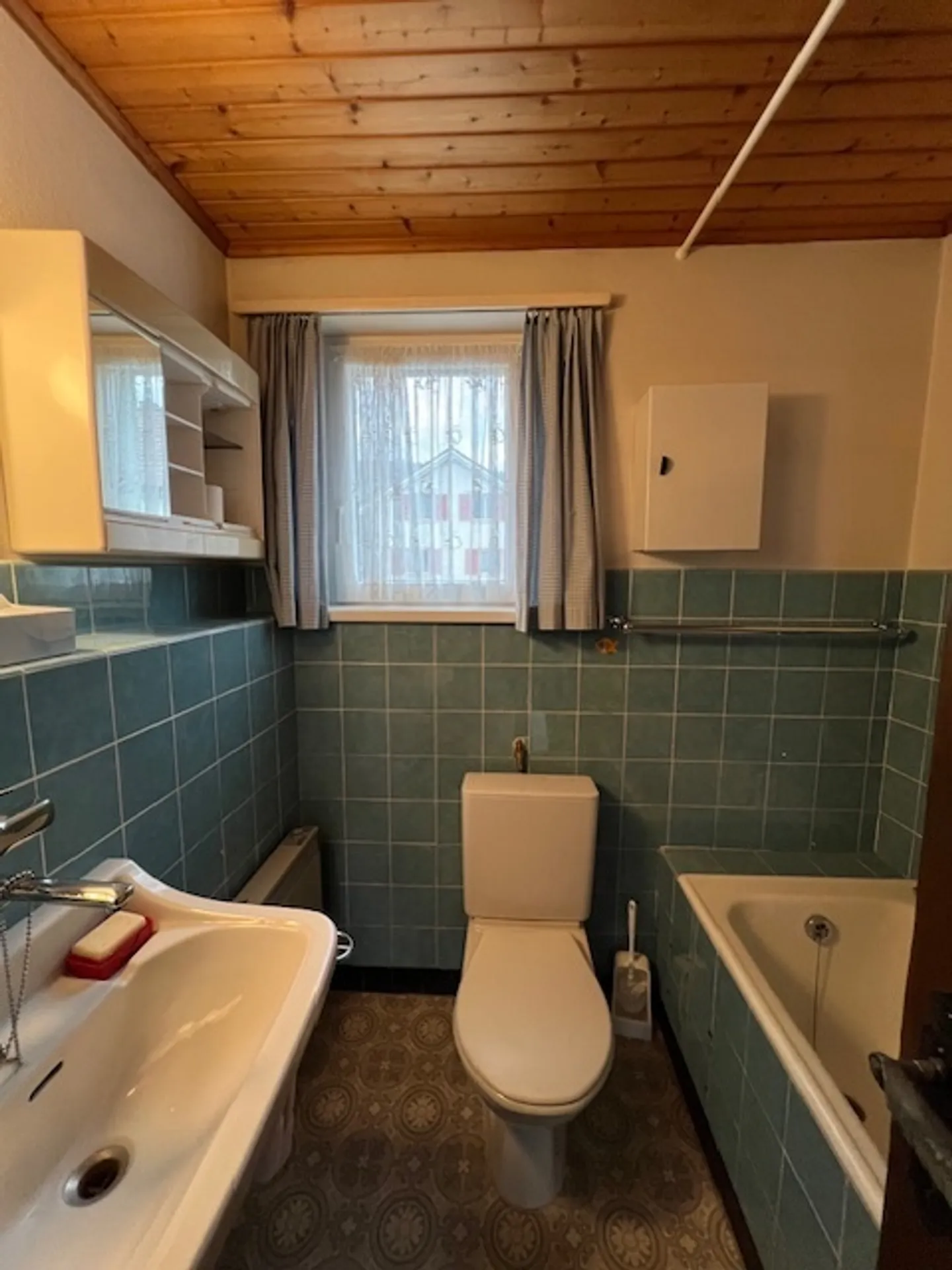 Opportunità di vendita: Casa da ristrutturare con ampio terreno edificabile - Foto 12 di 26