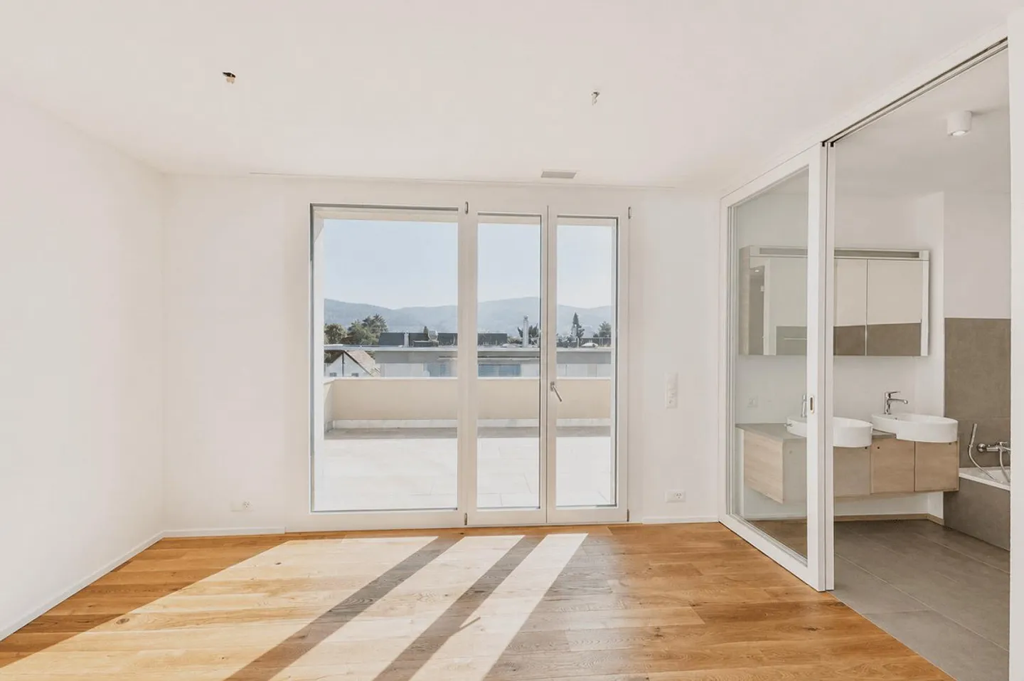 Appartamento attico di lusso con 5 terrazze e vista mozzafiato - Foto 4 di 13