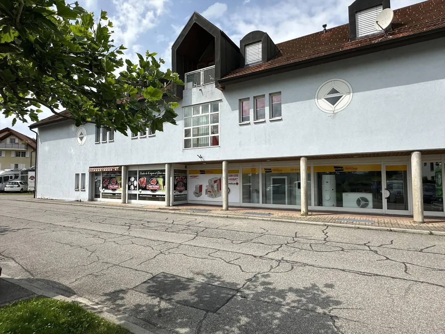 Spazio commerciale - Foto 2 di 3