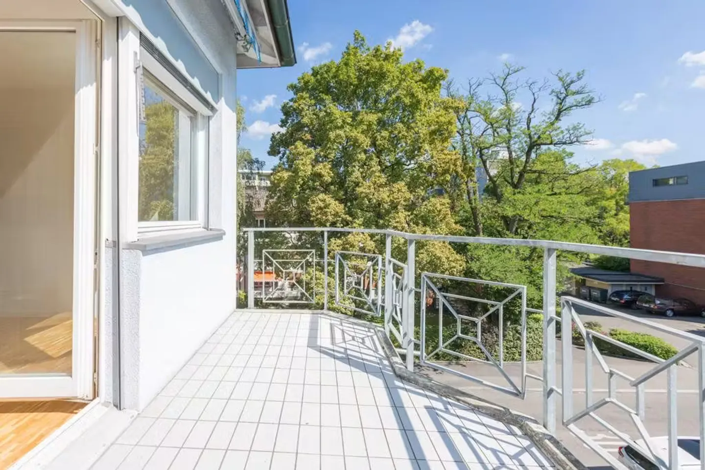 Charmantes Chalet in Zürich - Foto 7 von 10