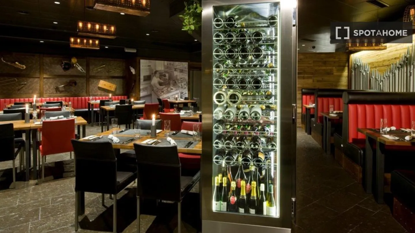 Discover, visit, and rent your new home online with full confidence. - Photo 1 of 11