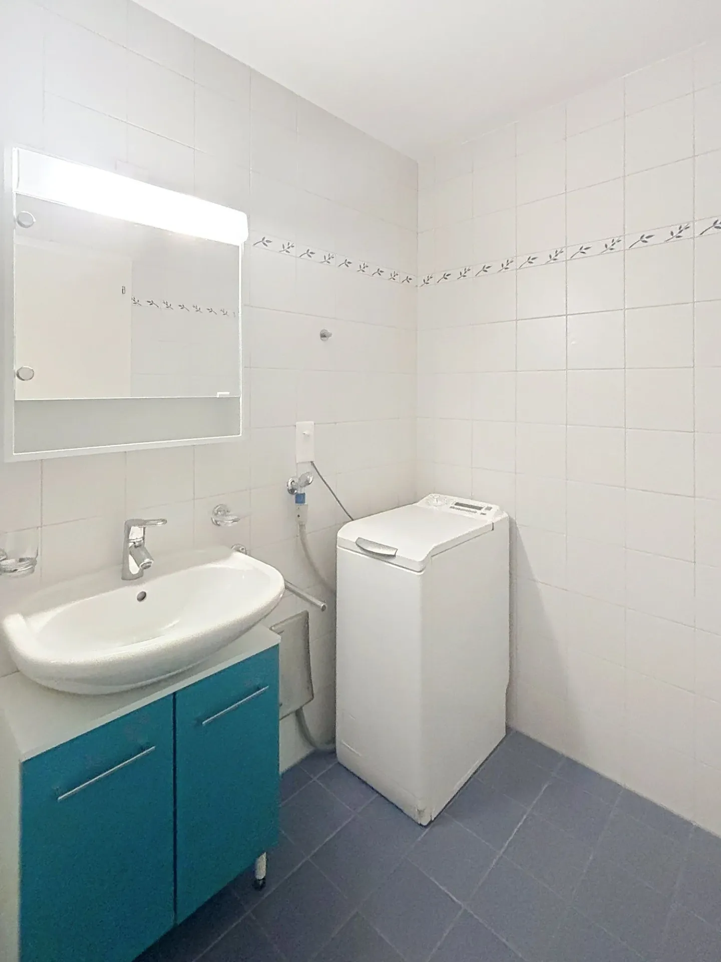 Magnificent 4.5-room apartment with panoramic views in Chernex - Photo 12 of 24