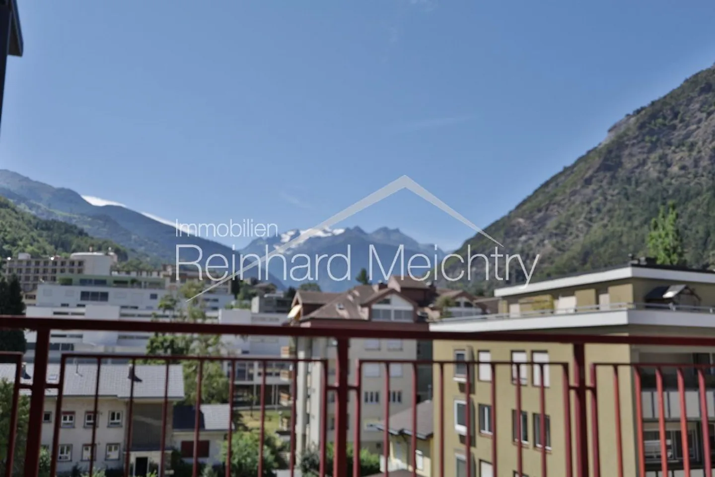 Charmante Attikawohnung in Visp - Foto 3 von 30