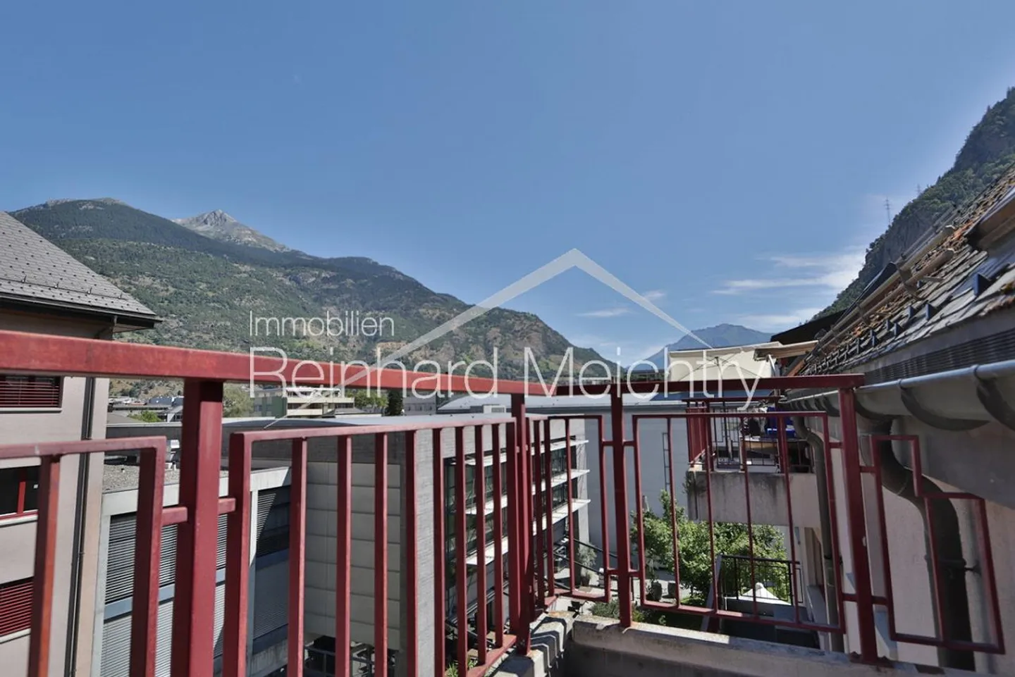 Charmante Attikawohnung in Visp - Foto 8 von 30