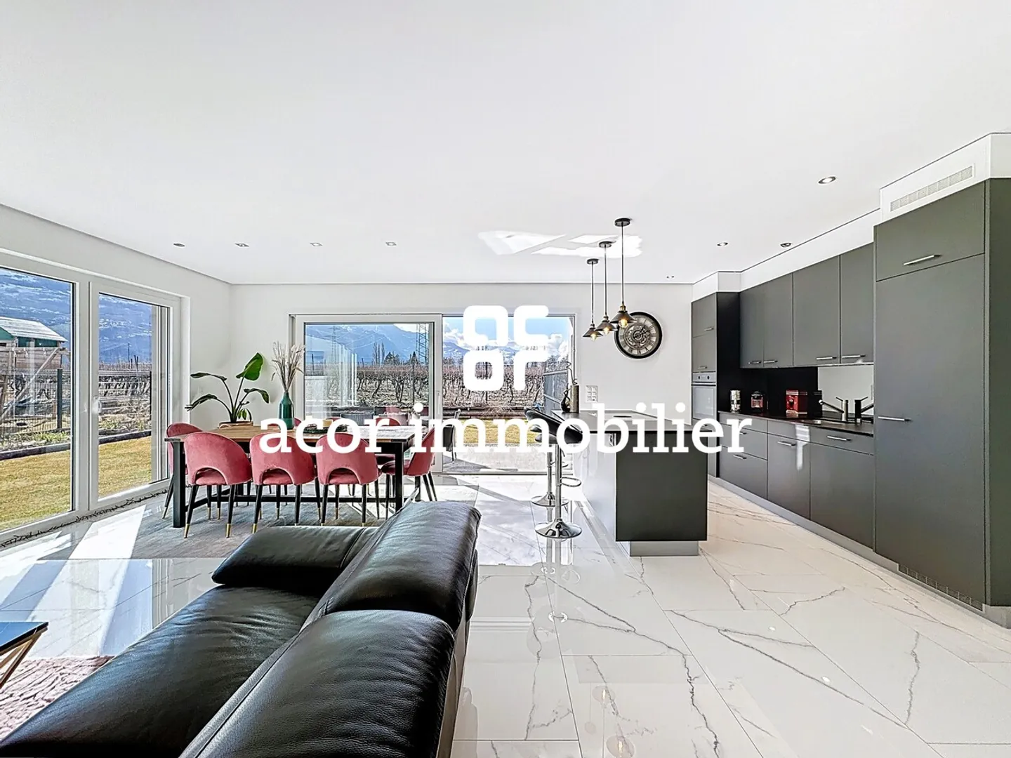 Vétroz - Modern Villa 4½ with Large Garden - Photo 3 of 11