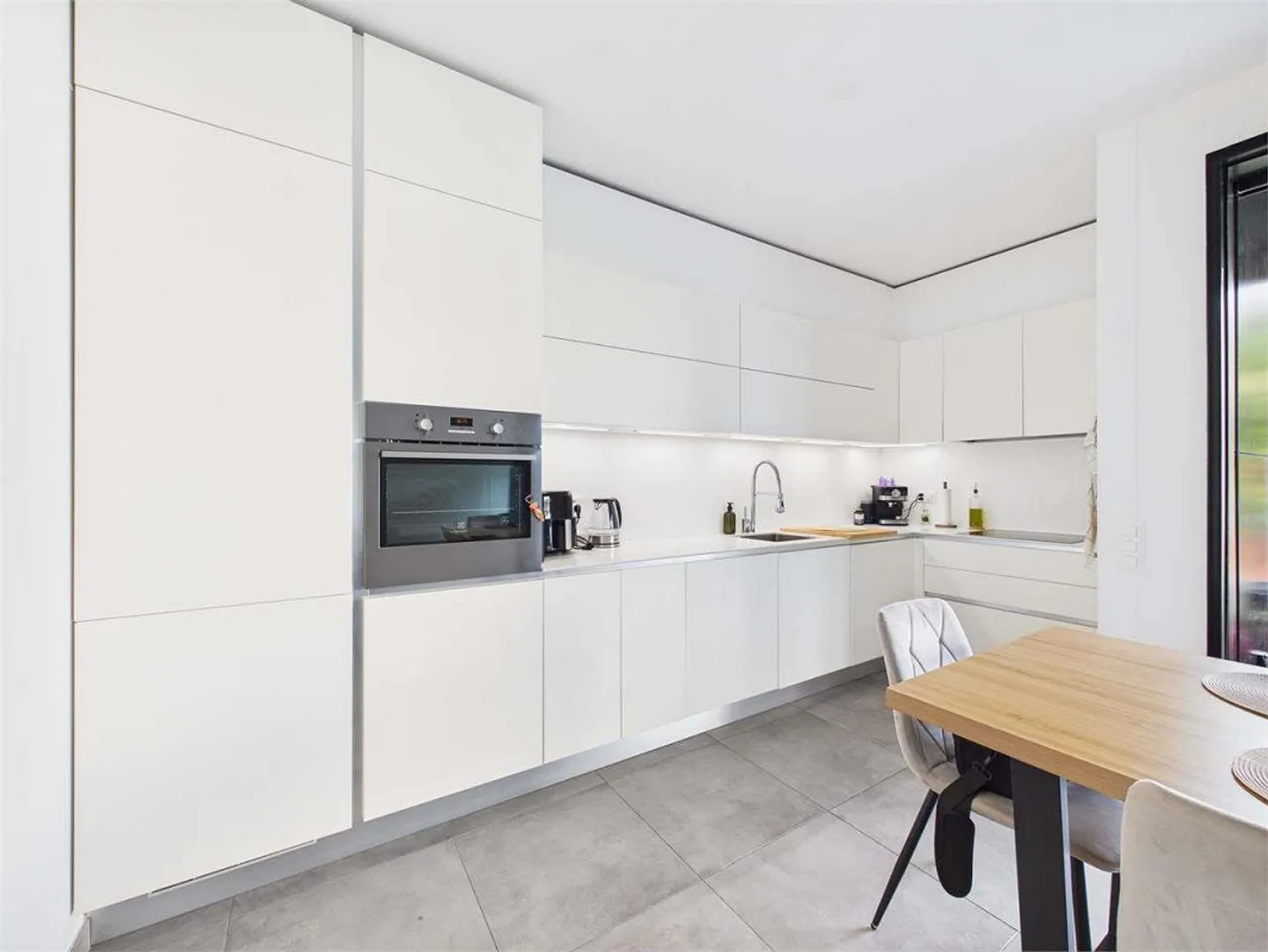 Pregassona - Magnificent 2.5-Room Apartment - Photo 4 of 8