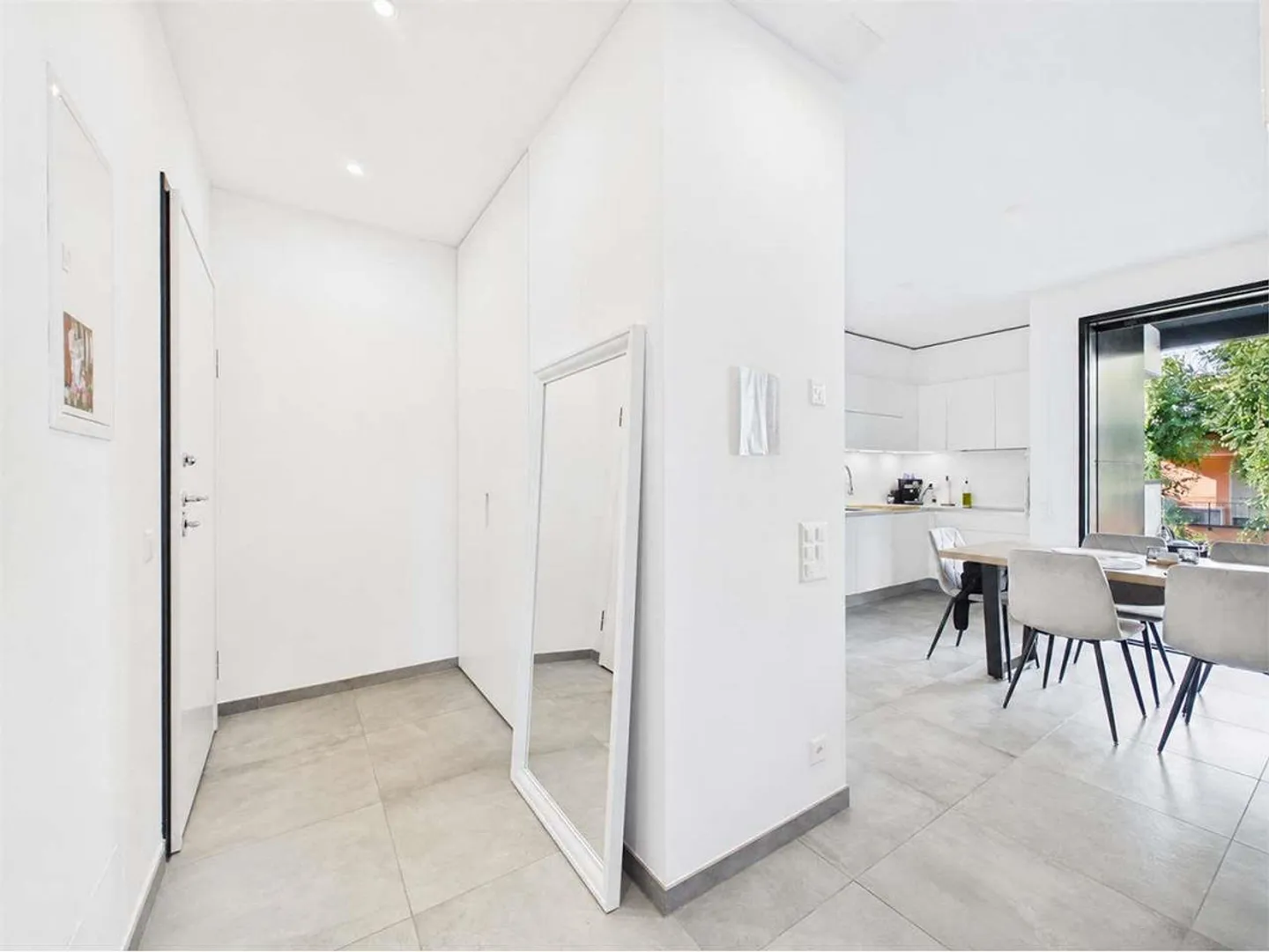 Pregassona - Magnificent 2.5-Room Apartment - Photo 5 of 8