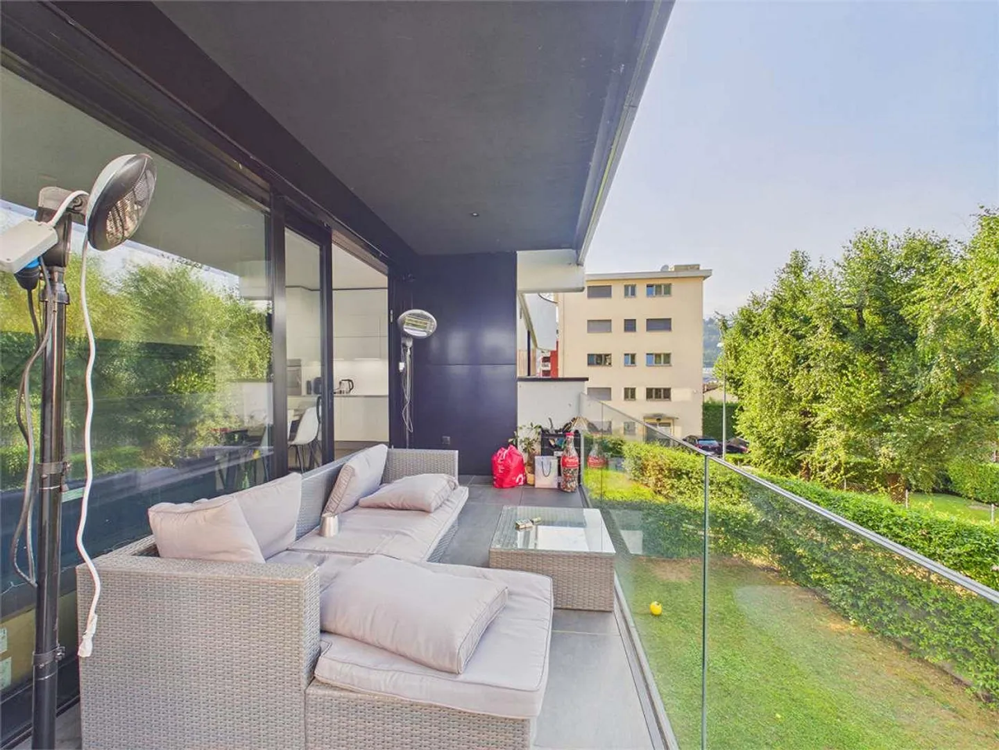 Pregassona - Magnificent 2.5-Room Apartment - Photo 7 of 8