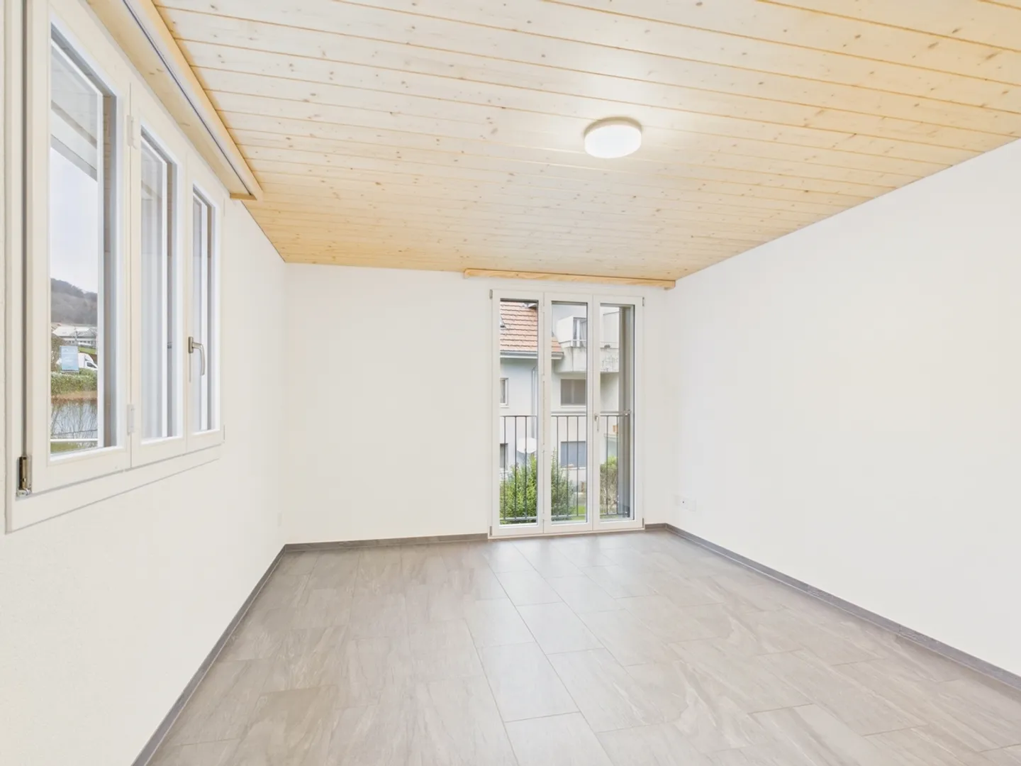 New 6-Room Apartment in Thurnen - Photo 7 of 13