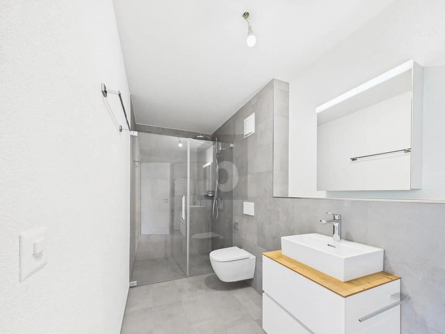 A STYLISH LIVING DREAM FOR THE DISCRIMINATING - Photo 5 of 6