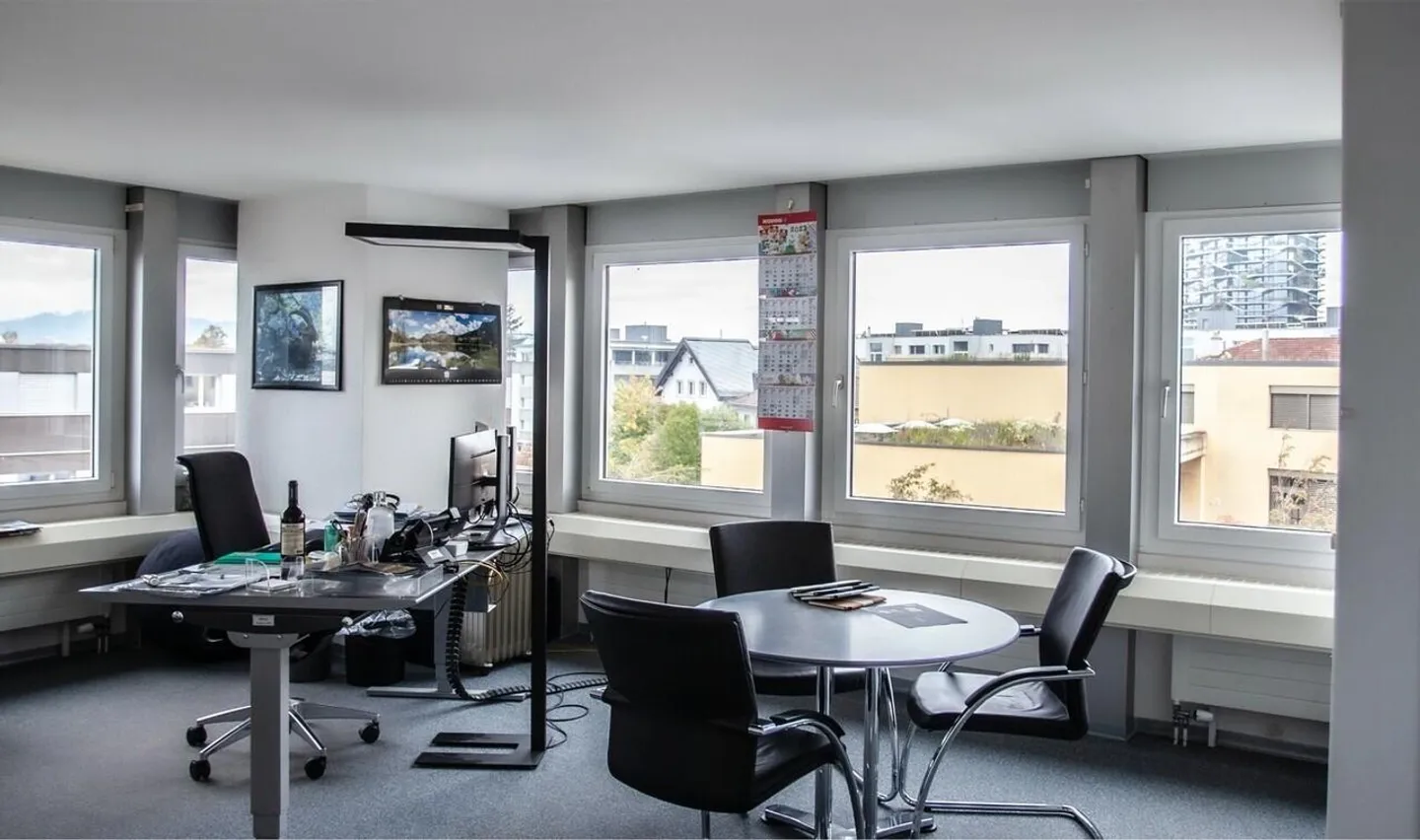 Lager-, Produktion- & Administrationsflächen im Wirtschaftsraum Bern - Foto 3 von 12