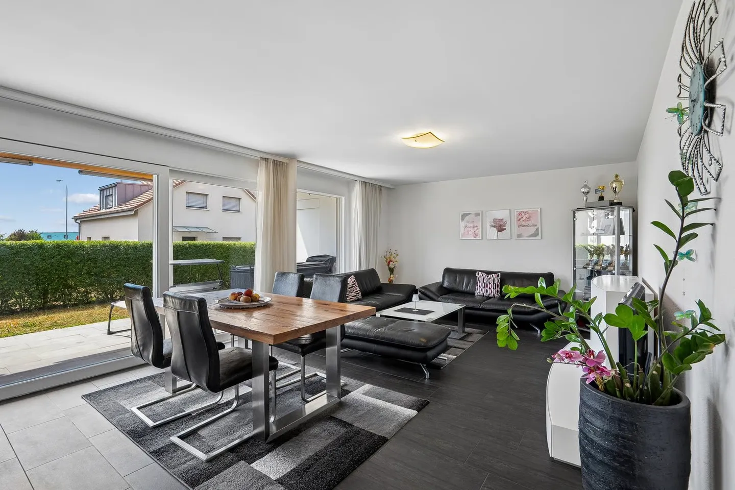 Moderno appartamento al piano terra di 4,5 stanze in un quartiere adatto alle famiglie - Foto 5 di 13