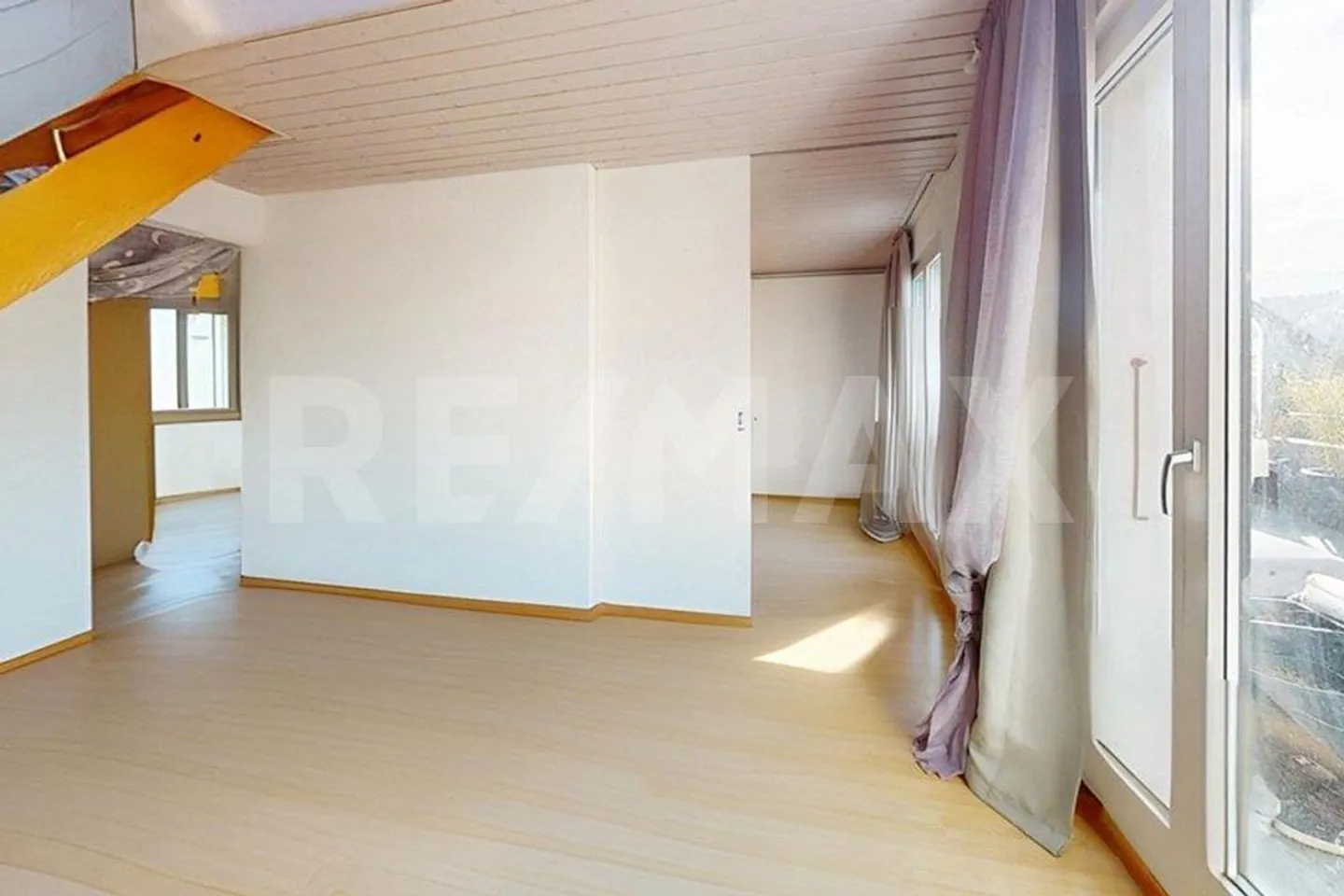 Charming 3.5-Room Apartment - Photo 1 of 11