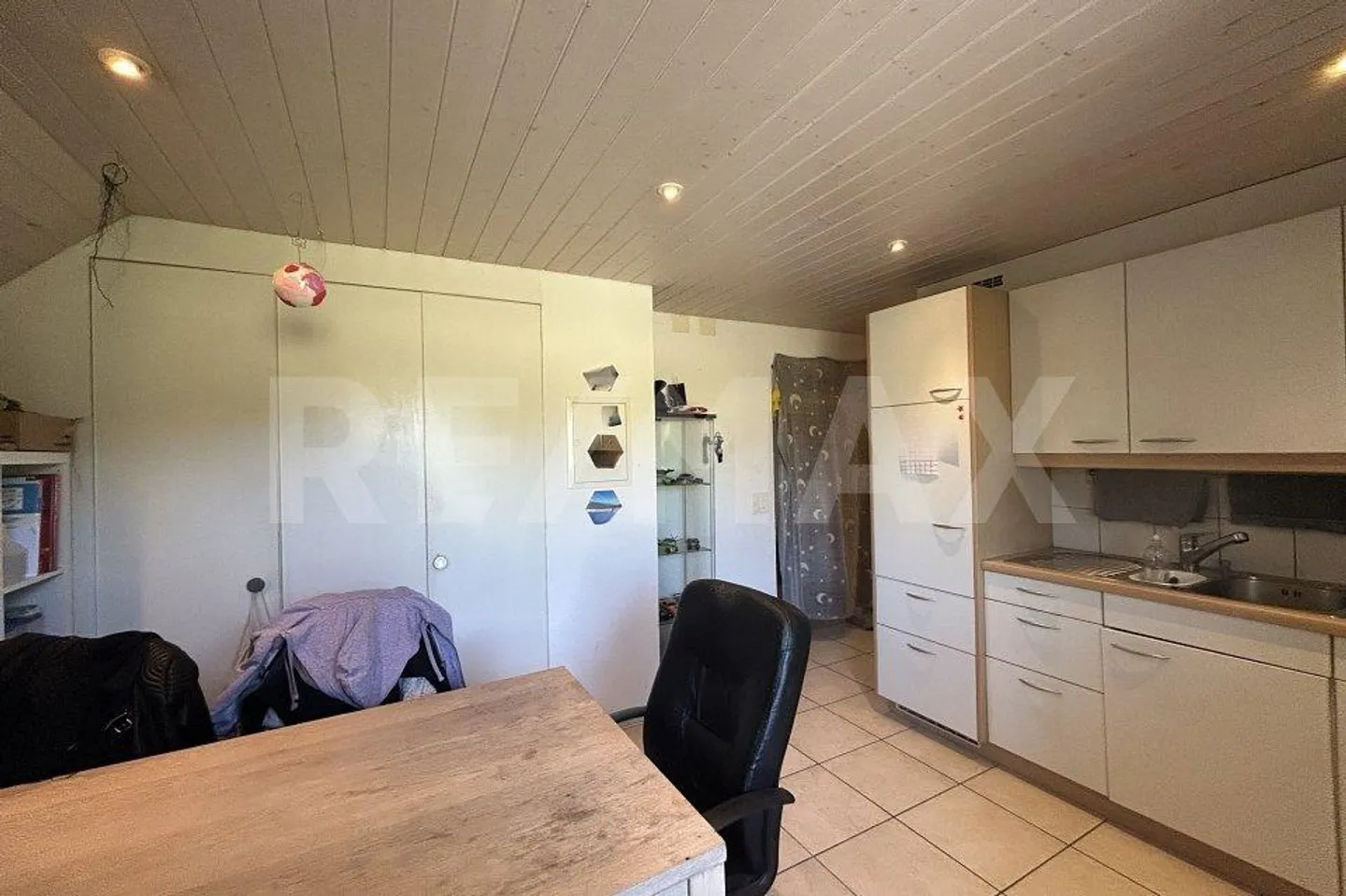 Charming 3.5-Room Apartment - Photo 3 of 11
