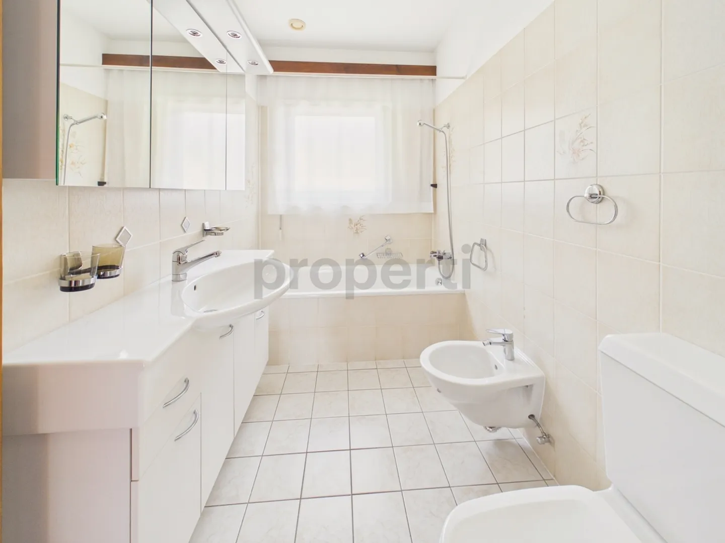 4.5 Room Apartment with Parking Space in Semi-Detached House - Photo 11 of 13