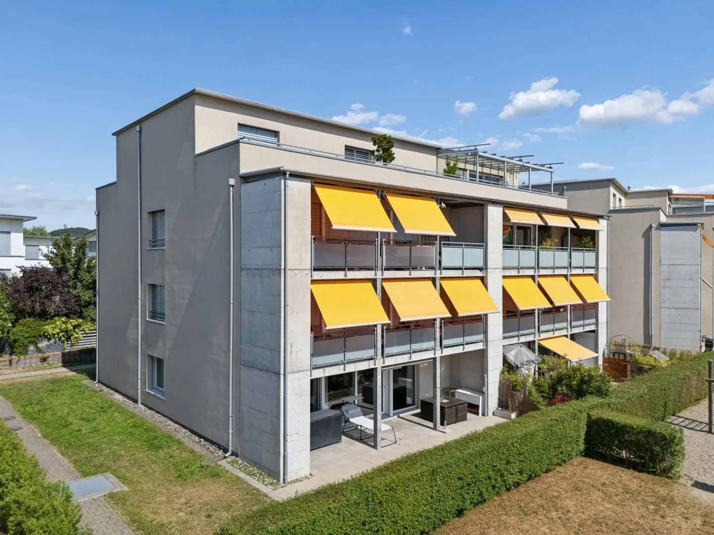 Moderno appartamento al piano terra di 4,5 stanze in un quartiere adatto alle famiglie - Foto 11 di 13