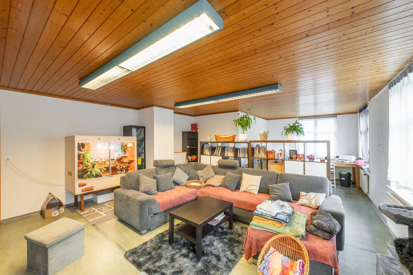 Mehrfamilienhaus mit Büro - Foto 8 von 17