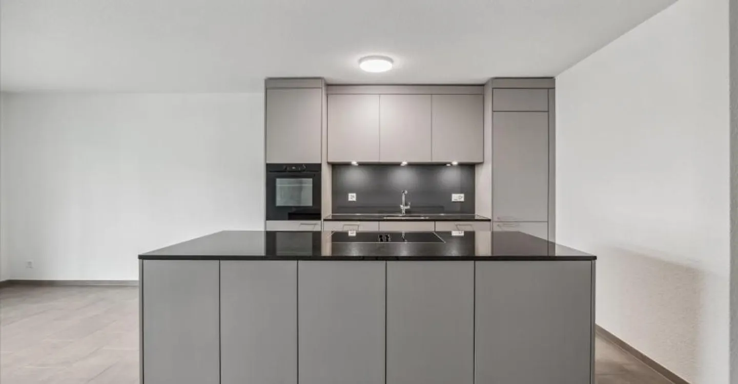 Here ends your apartment search! - Photo 2 of 6