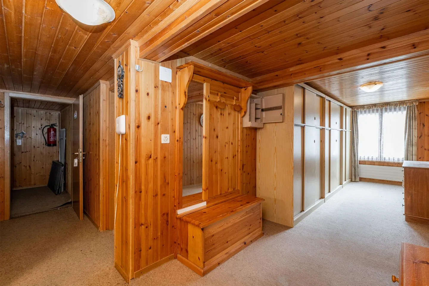 Mehrfamilienhaus mit Büro - Foto 10 von 17