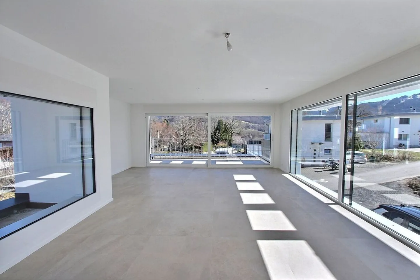 Villa moderne avec vue sur les montagnes - Photo 10 sur 13