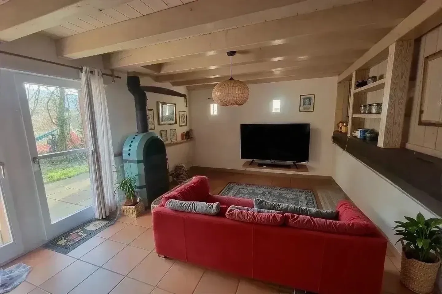 «Ein charmantes Triplex mit Garten» - Foto 3 von 13