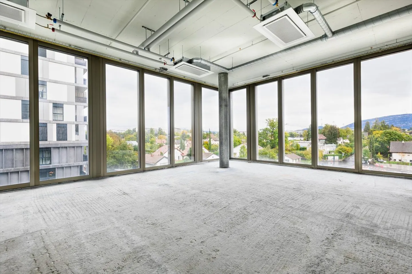 Magnifiques bureaux divisibles dans un quartier dynamique - Photo 1 sur 13