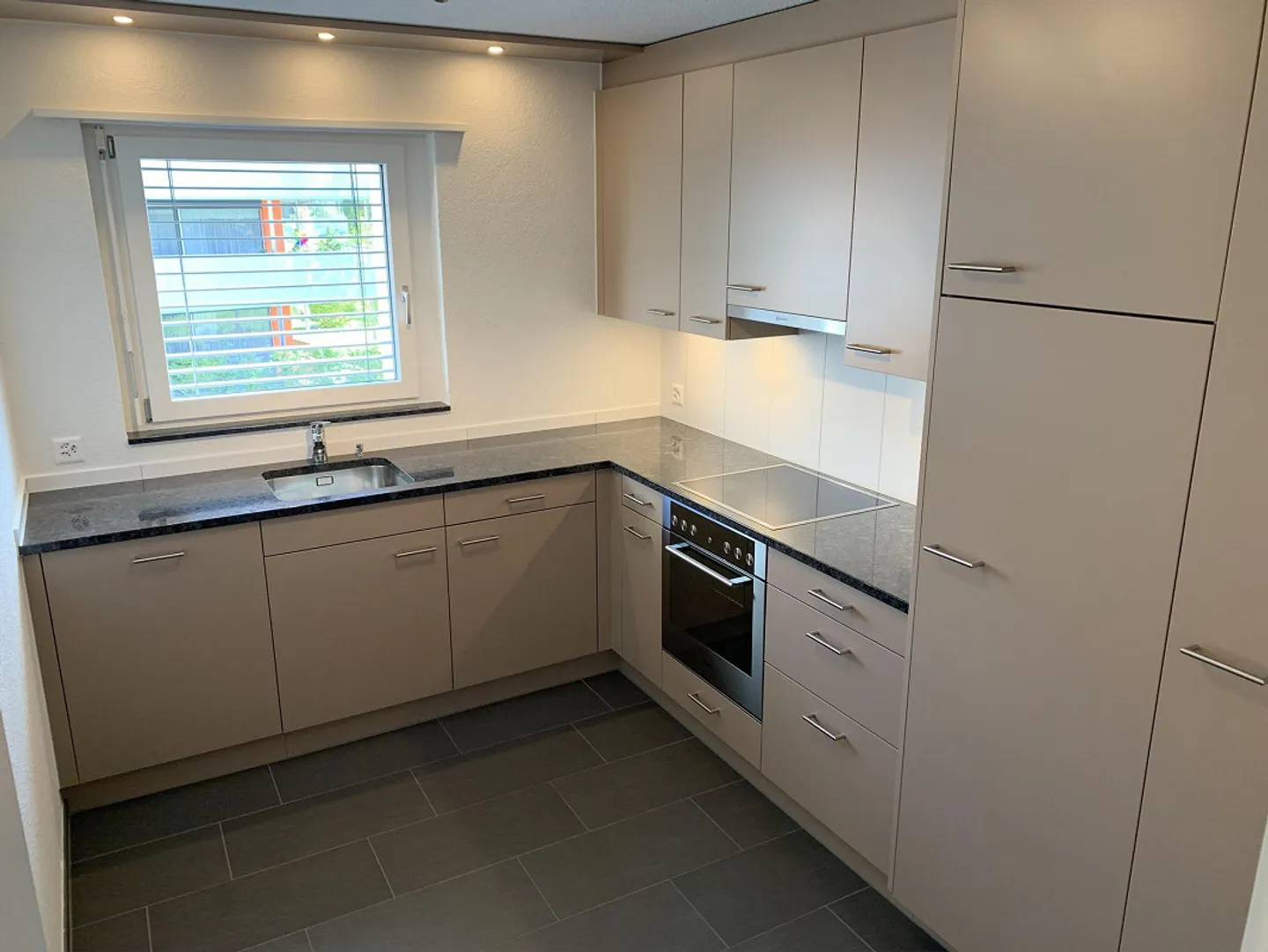 2.0 Zimmerwohnung in Konolfingen - Foto 1 von 6