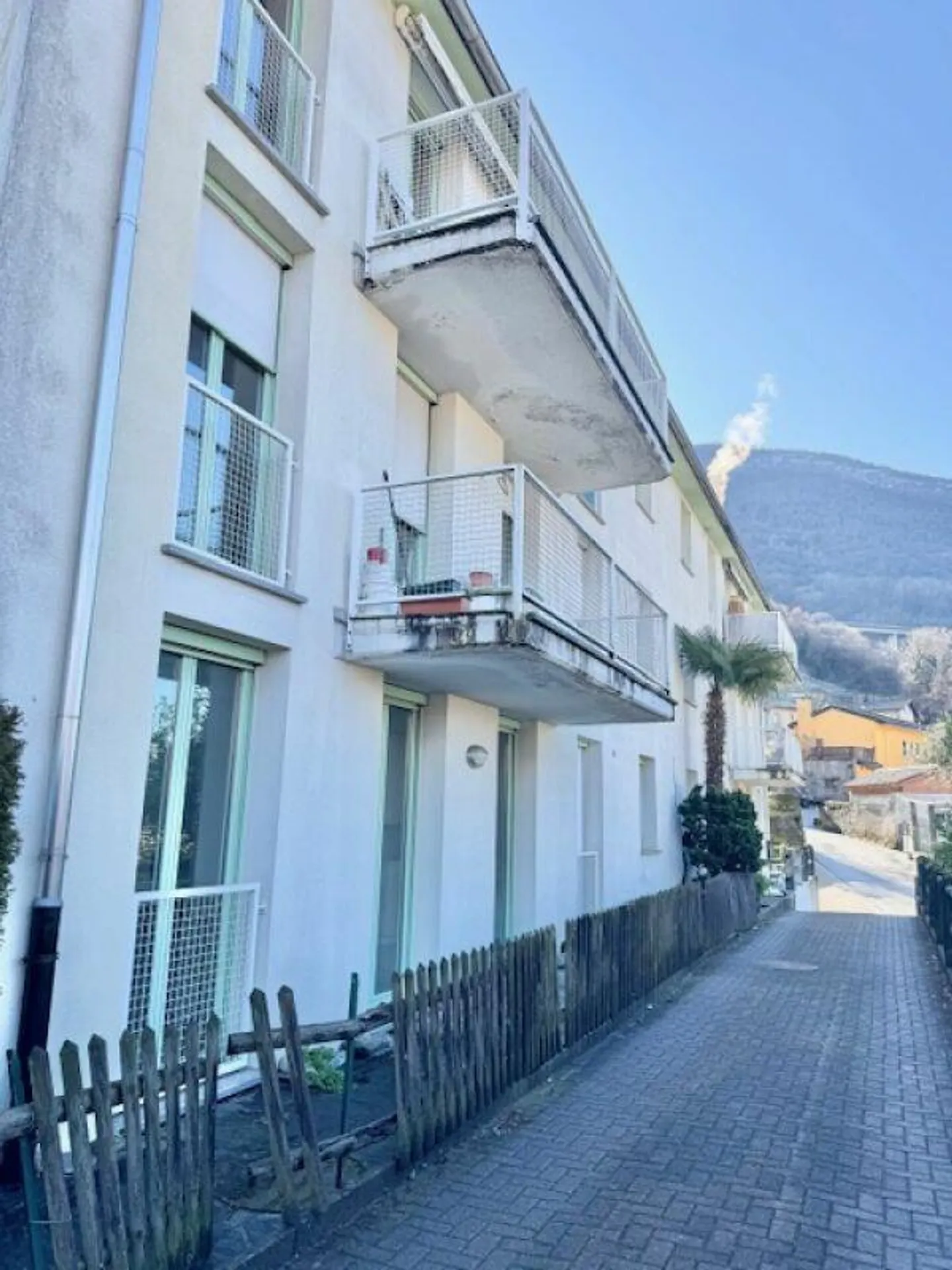 FOR SALE IN CADENAZZO - 2.5 ROOM APARTMENT ON THE GROUND FLOOR WITH BALCONY - Photo 12 of 13