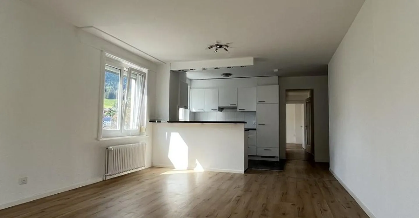 Joli appartement 4.5 pièces - Photo 2 sur 9