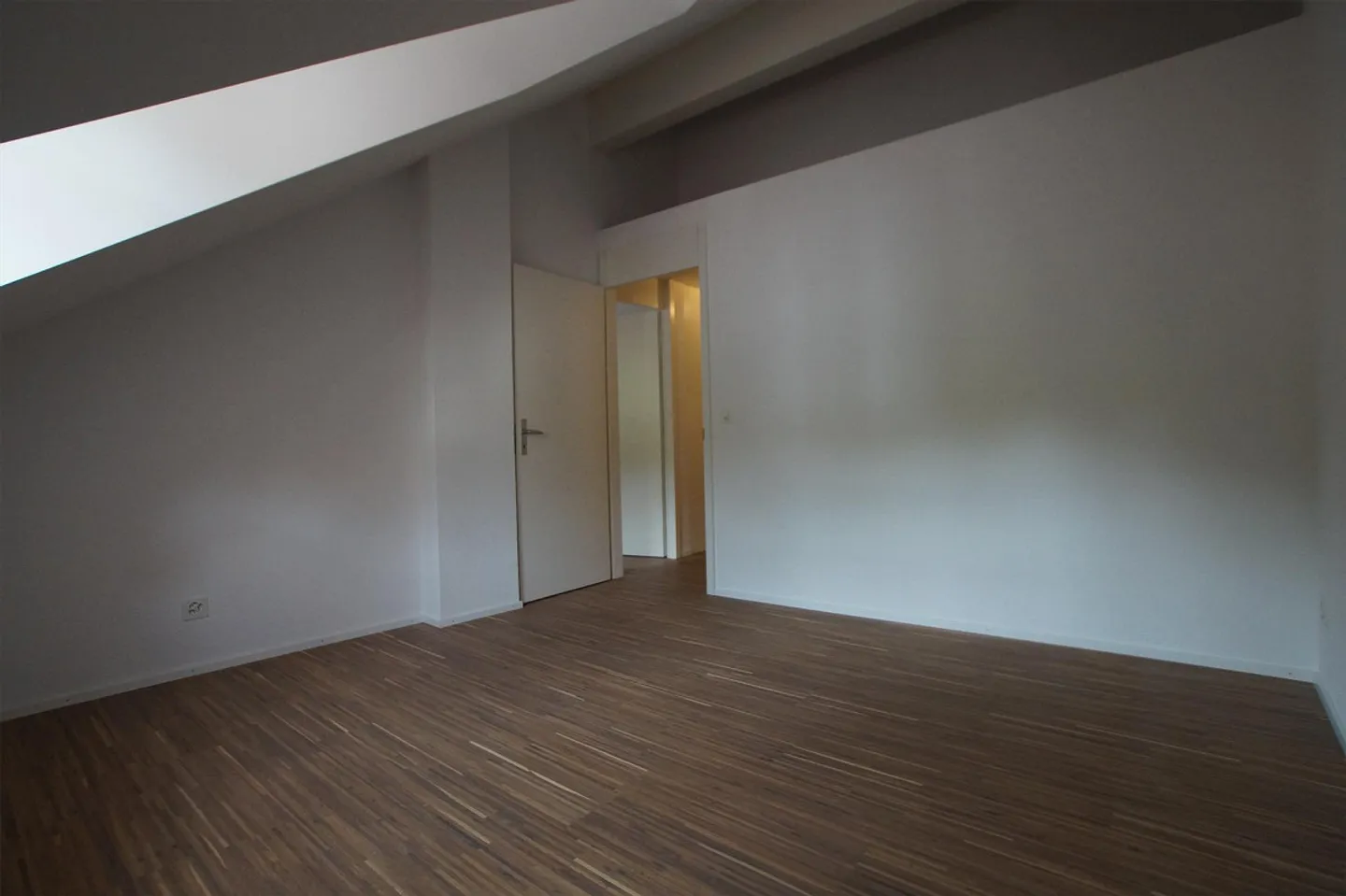 Ampio appartamento duplex di 4 stanze nella Matte - Foto 8 di 22